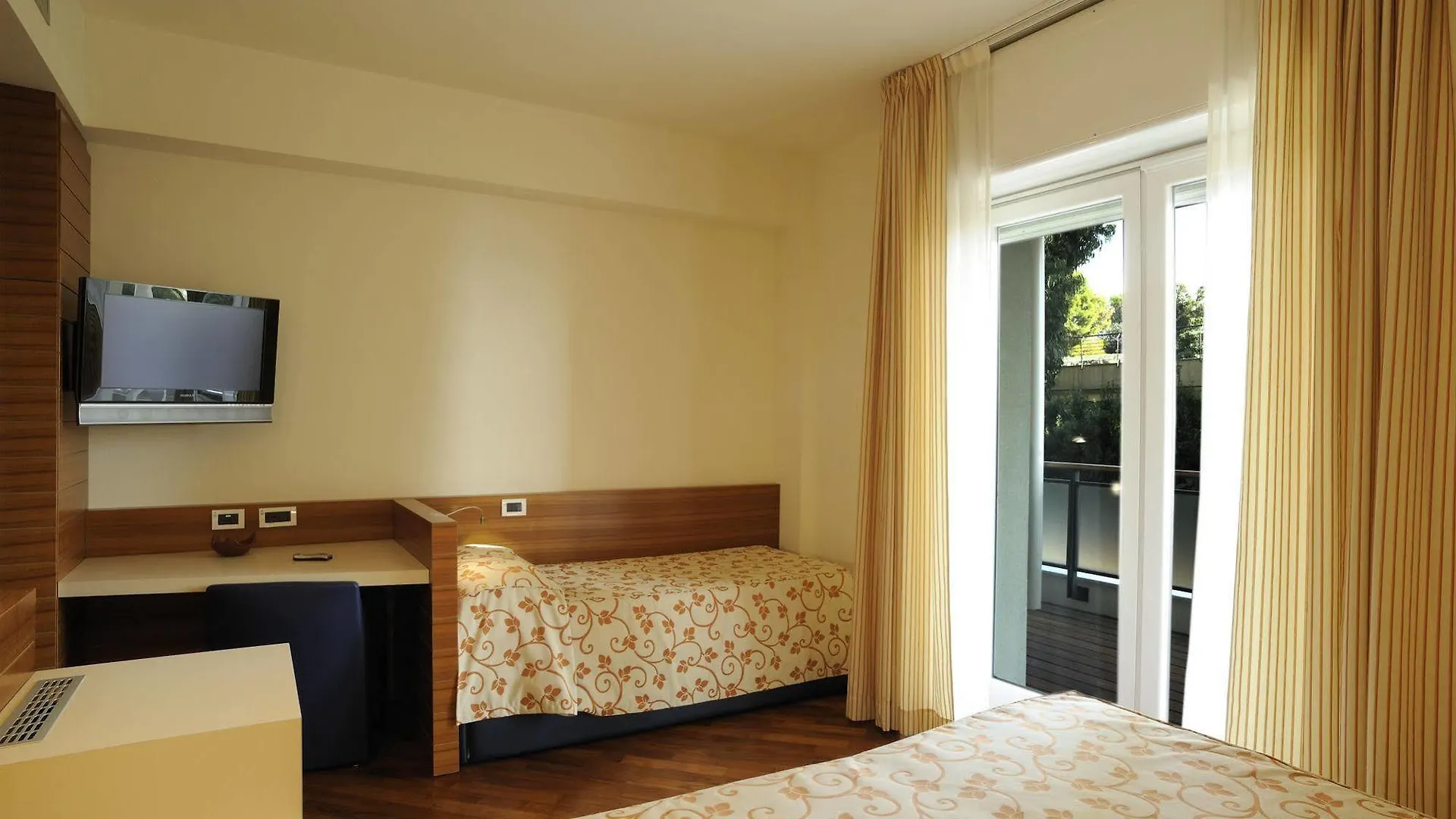 ***  Hotel Le Roi Varazze Italy